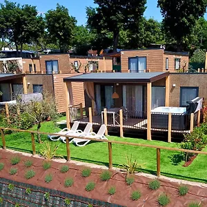 https://camping-fossalta.hotelinveneto.com